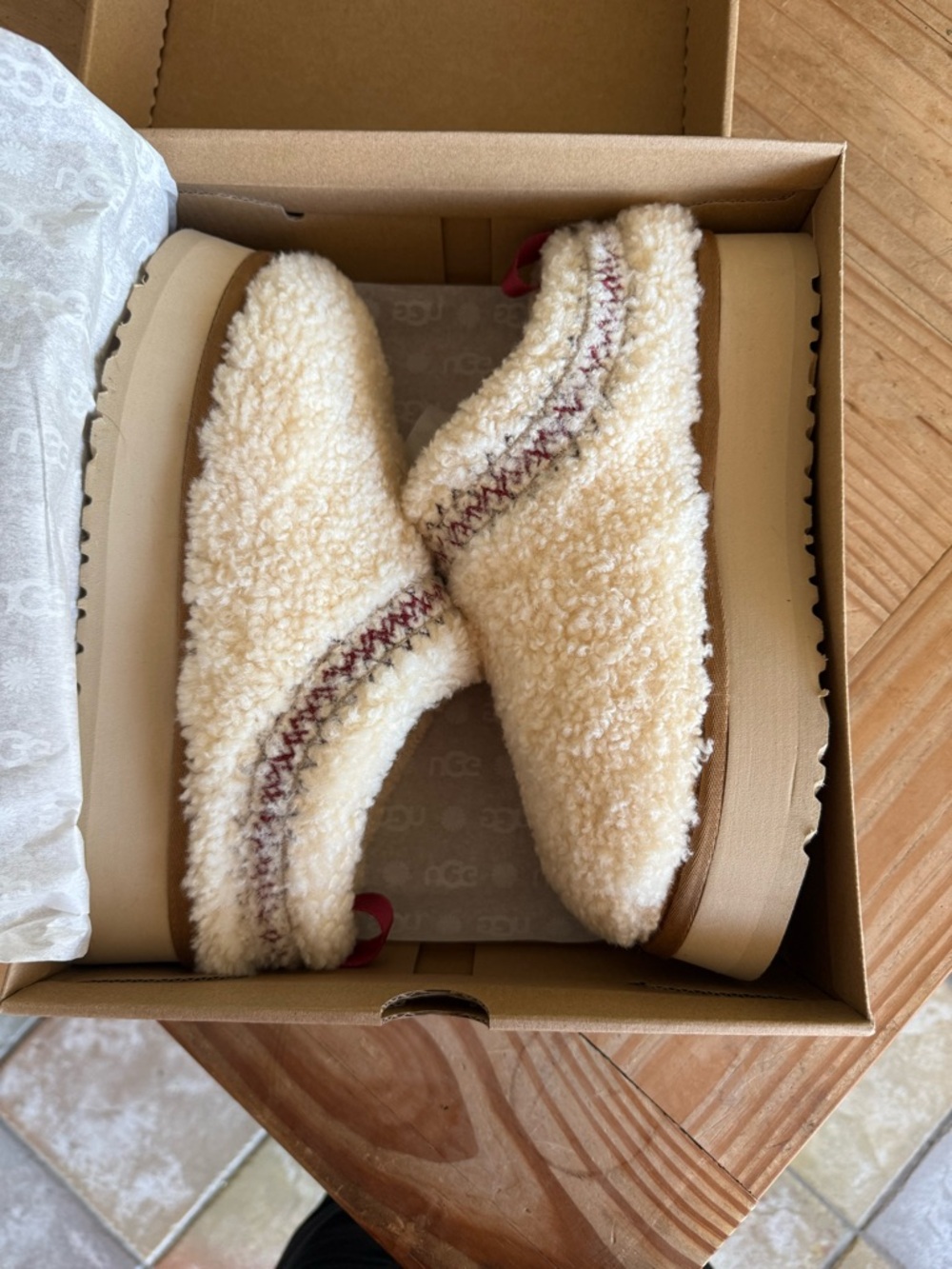 UGG Cream Shearling Slip-On Mules with Burgundy Stitching